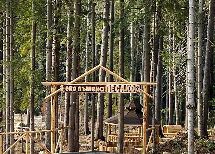 Arboro Gardens E43 * Borowec